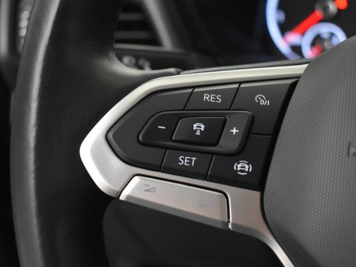 Volkswagen T-Cross 1.0 TSI Life 96pk 1e eigenaar | 100%dealeronderhouden | Navigatie via app | Adaptief cruise contr... ActivLease financial lease