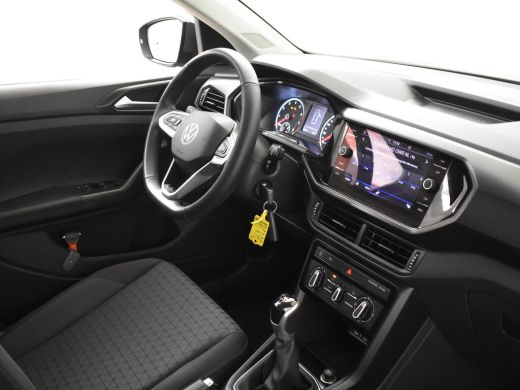 Volkswagen T-Cross 1.0 TSI Life 96pk 1e eigenaar | 100%dealeronderhouden | Navigatie via app | Adaptief cruise contr... ActivLease financial lease