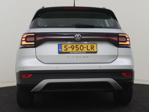 Volkswagen T-Cross 1.0 TSI Life 96pk 1e eigenaar | 100%dealeronderhouden | Navigatie via app | Adaptief cruise contr... ActivLease financial lease