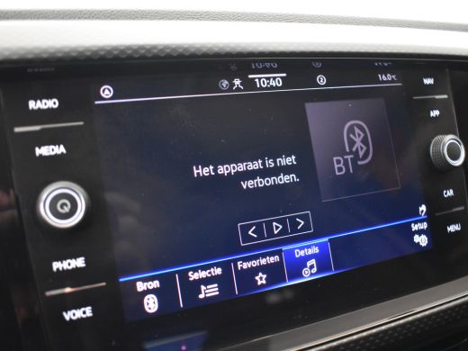 Volkswagen T-Cross 1.0 TSI Life 96pk 1e eigenaar | 100%dealeronderhouden | Navigatie via app | Adaptief cruise contr... ActivLease financial lease