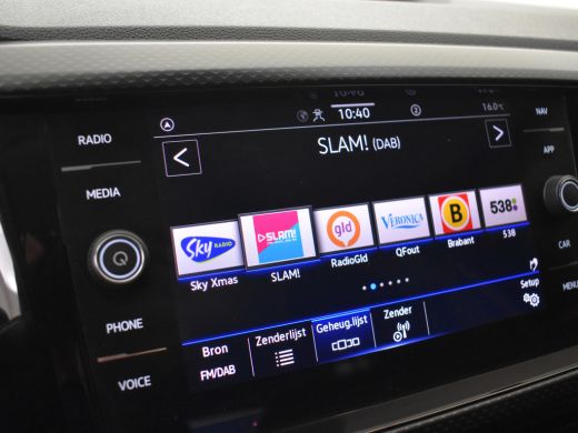 Volkswagen T-Cross 1.0 TSI Life 96pk 1e eigenaar | 100%dealeronderhouden | Navigatie via app | Adaptief cruise contr... ActivLease financial lease