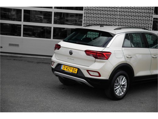 Volkswagen T-Roc 1.5 150PK DSG TSI Life | Apple Carplay | ACC | PDC V+A | Automatische airco | ActivLease financial lease