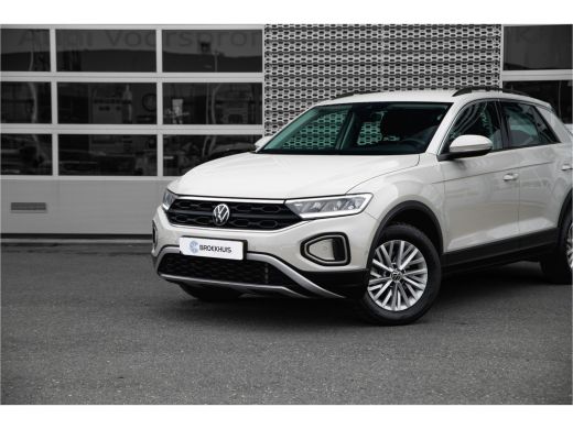 Volkswagen T-Roc 1.5 150PK DSG TSI Life | Apple Carplay | ACC | PDC V+A | Automatische airco | ActivLease financial lease