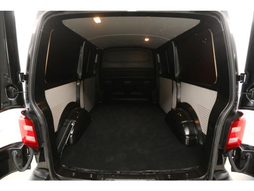 Volkswagen Transporter 2.0 TDI L1H1 140PK Airco PDC 2xSchuifdeur 3 Persoons Imperiaal Elektrpakket Trekhaak ActivLease financial lease
