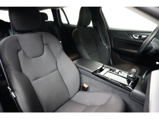 Volvo  V60 T6 AWD Inscription Expression | Stuur/Stoelverwarming | Camera | Lane-Assist | Park-Assist | DAB ActivLease financial lease
