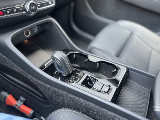 Volvo  XC40 Volvo 1.5 T5 Recharge Inscription | Audio installatie | Extra getint glas | Lichtmetalen velgen 5... ActivLease financial lease