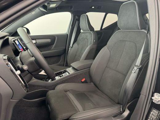 Volvo  XC40 B4 Plus Dark | Achteruitrijcamera | Apple Carplay/Android Auto | Premium audio | Cruise control a... ActivLease financial lease