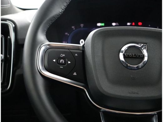 Volvo  XC40 Recharge Core 70 kWh | 70Kwh | Warmtepomp | Stoelverwarming | Getint Glas | All Season Banden ActivLease financial lease