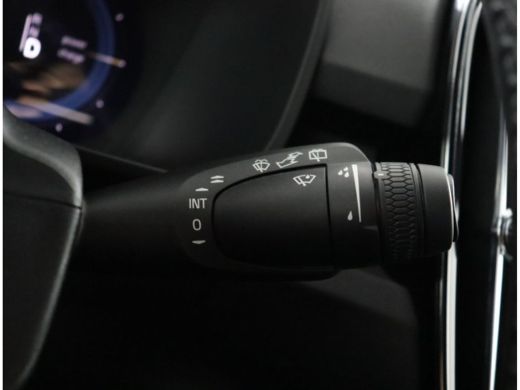 Volvo  XC40 Recharge Core 70 kWh | 70Kwh | Warmtepomp | Stoelverwarming | Getint Glas | All Season Banden ActivLease financial lease