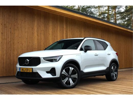 Volvo XC40 T5 Recharge Plus Dark | Adaptive Cruise | Harman/Kardon | Stuur/Stoelverwarming | Leder | Camera ... Volvo XC40 T5 Recharge Plus Dark | Adaptive Cruise | Harman/Kardon | Stuur/Stoelverwarming | Leder | Camera ...