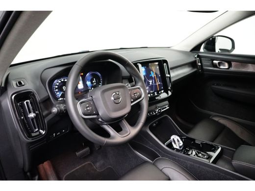 Volvo  XC40 T5 Recharge Plus Dark | Adaptive Cruise | Harman/Kardon | Stuur/Stoelverwarming | Leder | Camera ... ActivLease financial lease