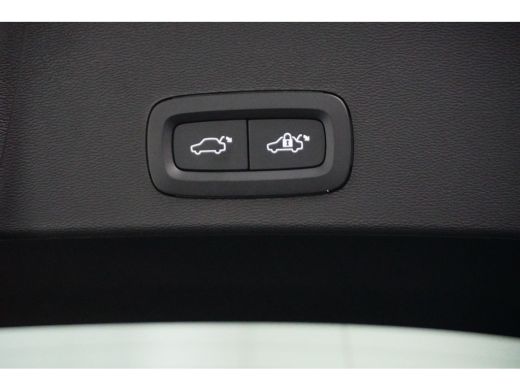 Volvo  XC40 T5 Recharge Plus Dark | Adaptive Cruise | Harman/Kardon | Stuur/Stoelverwarming | Leder | Camera ... ActivLease financial lease