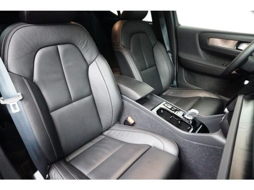 Volvo  XC40 T5 Recharge Plus Dark | Adaptive Cruise | Harman/Kardon | Stuur/Stoelverwarming | Leder | Camera ... ActivLease financial lease