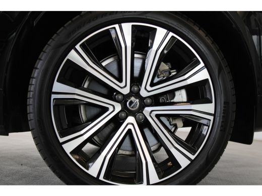 Volvo  XC60 Volvo T6 AWD Plus Bright | Trekhaak | 21Inch | Panoramadak | Adaptive LED | BLIS | Adaptive Cruis... ActivLease financial lease