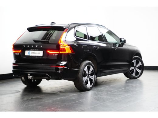 Volvo  XC60 Volvo 2.0 T6 Plug-in Hybrid AWD Plus Dark | Achterbank verwarmd | Cruise control adaptief met Sto... ActivLease financial lease