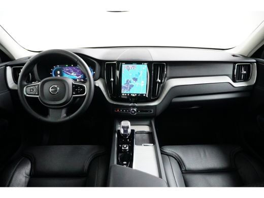 Volvo  XC60 Volvo 2.0 T6 Plug-in Hybrid AWD Plus Dark | Achterbank verwarmd | Cruise control adaptief met Sto... ActivLease financial lease