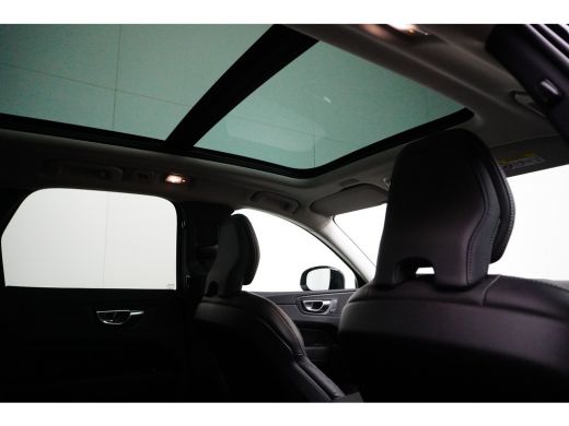 Volvo  XC60 Volvo 2.0 T6 Plug-in Hybrid AWD Plus Dark | Achterbank verwarmd | Cruise control adaptief met Sto... ActivLease financial lease