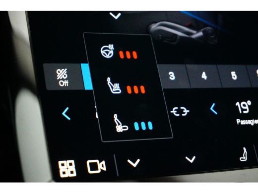 Volvo  XC60 Volvo 2.0 T6 Plug-in Hybrid AWD Plus Dark | Achterbank verwarmd | Cruise control adaptief met Sto... ActivLease financial lease