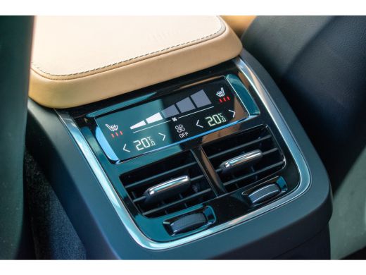 Volvo  XC90 2.0 T8 Twin Engine AWD Inscription Luchtvering-ACC-21''-Styling Pack-keyless-Acamera-Trekhaak ActivLease financial lease