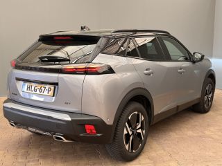 Peugeot 2008 1.2 PureTech 130 GT | Achteruitrijcamera | Afwijkende dakkleur | Airco (automatisch)