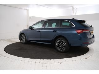 Skoda Octavia Combi 2.0 TDI Airco, Navigatie, Apple Carplay,
