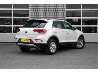 Volkswagen T-Roc 1.5 150PK DSG TSI Life | Apple Carplay | ACC | PDC V+A | Automatische airco |