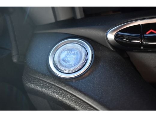 Abarth 500e 42kWh 3 Fase | Navigatie | Sportstoelen | Full-LED | 17"LMV | !! ActivLease financial lease