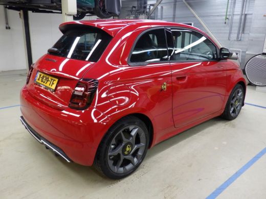 Abarth 500 Abarth e 42kWh 3 Fase Incl. BTW | Navigatie | Sportstoelen | Full-LED | 17"LMV | !! ActivLease financial lease