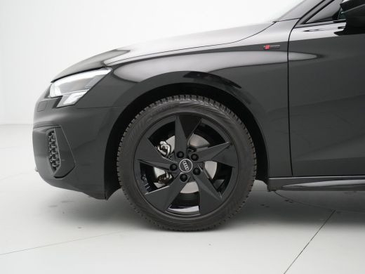 Audi A3 Sportback 35 150pk TFSI S edition S Line Virtual Cockpit Led 108 ActivLease financial lease