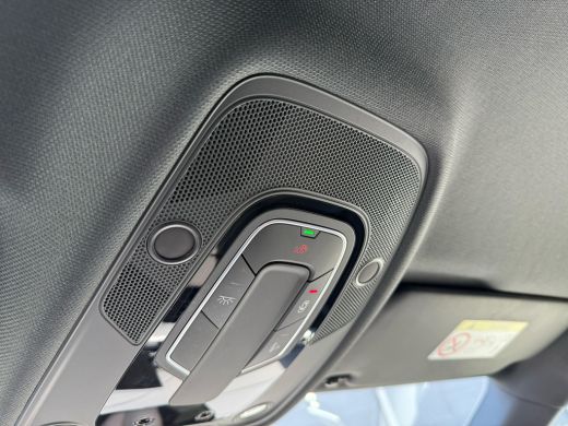 Audi A4 Avant 35 TFSI S edition Competition | Navigatie | Apple Carplay | ACC | Camera achter | ActivLease financial lease