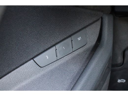 Audi e-tron Sportback 50 quattro S edition 71 kWh | 1E EIGENAAR! | PANODAK | NL-AUTO! | BTW-AUTO! | DEALER OH! | LEDER ... ActivLease financial lease