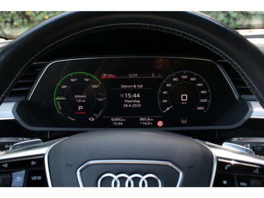 Audi e-tron Sportback 50 quattro S edition 71 kWh | 1E EIGENAAR! | PANODAK | NL-AUTO! | BTW-AUTO! | DEALER OH! | LEDER ... ActivLease financial lease