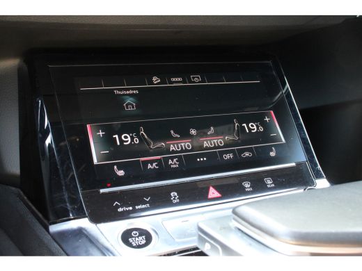 Audi e-tron Sportback 50 quattro S edition 71 kWh | 1E EIGENAAR! | PANODAK | NL-AUTO! | BTW-AUTO! | DEALER OH! | LEDER ... ActivLease financial lease