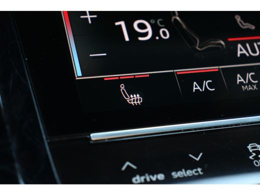 Audi e-tron Sportback 50 quattro S edition 71 kWh | 1E EIGENAAR! | PANODAK | NL-AUTO! | BTW-AUTO! | DEALER OH! | LEDER ... ActivLease financial lease