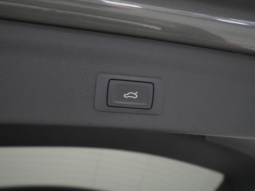 Audi Q3 35 TFSI Pro Line S Line Navigatie Pdc Cruise Lm Velgen 115 ActivLease financial lease