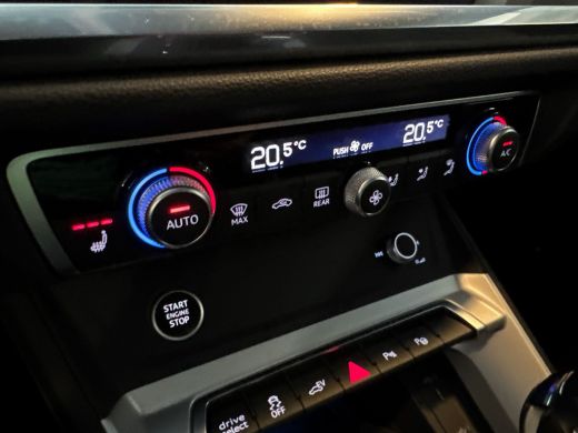 Audi Q3 45 TFSIe 245pk s-tronic S edition | Dodehoeksensoren | Stoelverwarming | Adaptive Cruise Control ActivLease financial lease