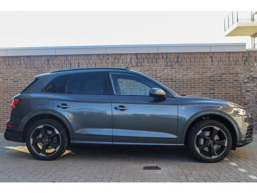 Audi Q5 55 TFSI e quattro Competition | BTW | Pano | RS-zetels | Dodehoek detectie | Stoelverwarming onde... ActivLease financial lease