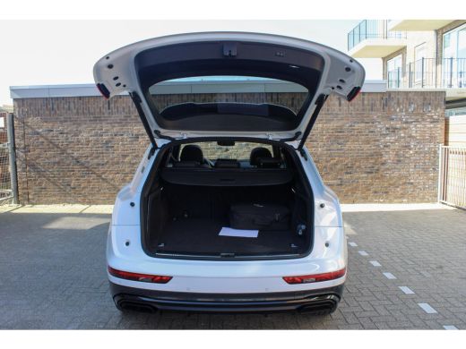 Audi Q5 55 TFSI e Quattro Edition one | Pano | Camera | B&O | S-Line | Launch pakket onder andere voorzie... ActivLease financial lease