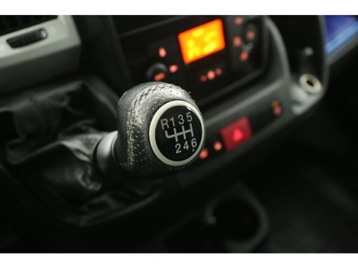 Fiat Ducato 2.3 MultiJet L2H1 Airco Cruise Camera Navigatie PDC 3 Persoons 15"LMV Elektrpakket Trekhaak ActivLease financial lease