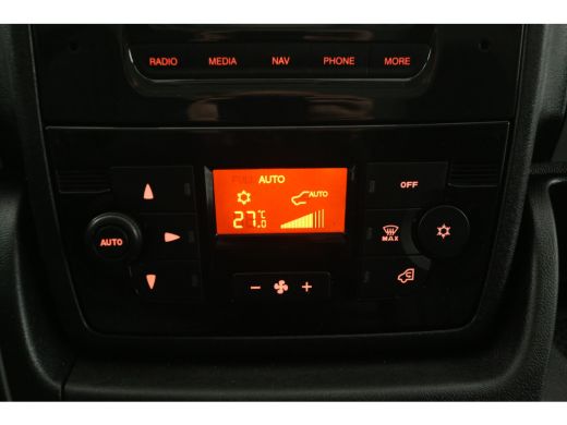 Fiat Ducato 2.3 MultiJet L2H1 Airco Cruise Camera Navigatie PDC 3 Persoons 15"LMV Elektrpakket Trekhaak ActivLease financial lease
