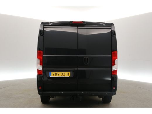 Fiat Ducato 2.3 MultiJet L2H1 Airco Cruise Camera Navigatie PDC 3 Persoons 15"LMV Elektrpakket Trekhaak ActivLease financial lease