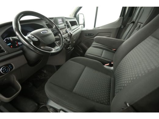 Ford Transit 2.0 TDCI L3H2 130PK Airco Camera Cruise PDC 3 Persoons LED Elektrpakket Trekhaak ActivLease financial lease