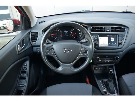Hyundai i20 1.0 T-GDI Comfort | Apple CarPlay | Camera | 17'' LM | Navi ActivLease financial lease