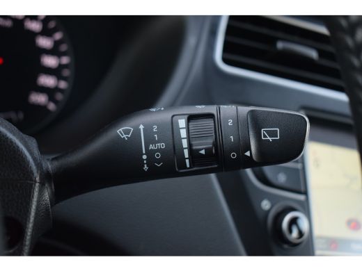 Hyundai i20 1.0 T-GDI Comfort | Apple CarPlay | Camera | 17'' LM | Navi ActivLease financial lease