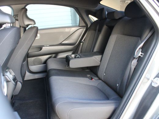 Hyundai IONIQ 6 Hyundai Connect 77.4 kWh | Elektrisch verstelbare bestuurdersstoel | Warmtepomp ActivLease financial lease