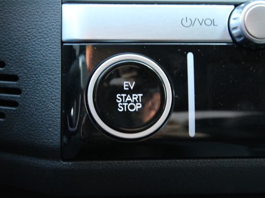 Hyundai IONIQ 6 Hyundai Connect 77.4 kWh | Elektrisch verstelbare bestuurdersstoel | Warmtepomp ActivLease financial lease