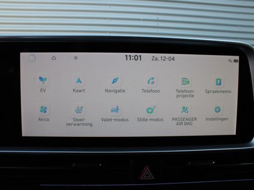 Hyundai IONIQ 6 Hyundai Connect 77.4 kWh | Elektrisch verstelbare bestuurdersstoel | Warmtepomp ActivLease financial lease