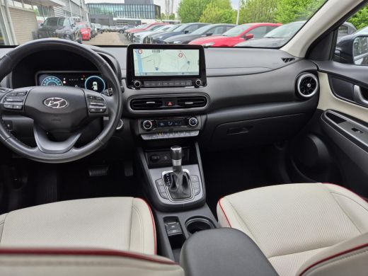 Hyundai KONA 1.6 GDI HEV Premium | Apple Carplay | Schuif / kanteldak | Achteruitrijcamera | Lederen Bekleding... ActivLease financial lease