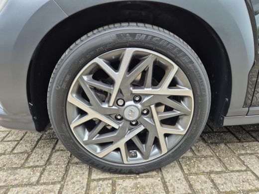 Hyundai KONA 1.6 GDI HEV Premium | Apple Carplay | Schuif / kanteldak | Achteruitrijcamera | Lederen Bekleding... ActivLease financial lease