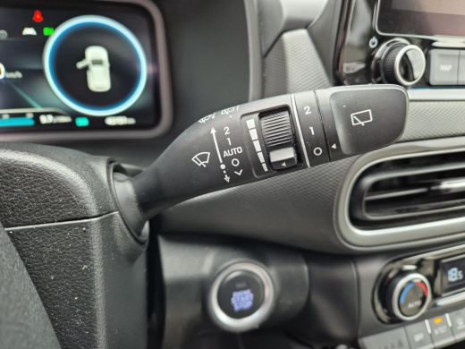 Hyundai KONA 1.6 GDI HEV Premium | Apple Carplay | Schuif / kanteldak | Achteruitrijcamera | Lederen Bekleding... ActivLease financial lease